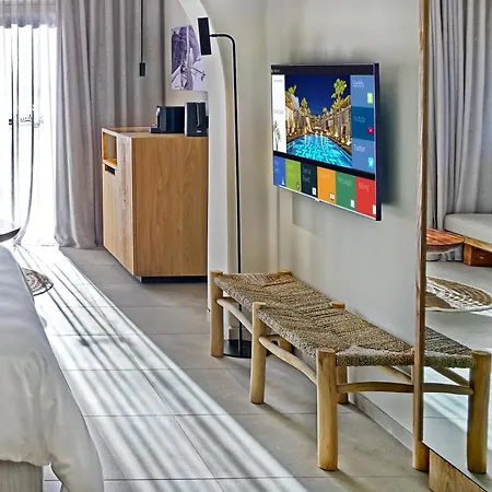 Radisson Blu Zaffron Resort, Santorini Hotel Kamári