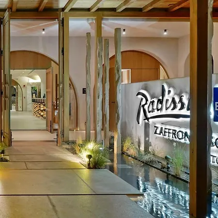 Radisson Blu Zaffron Resort, Santorini (adults Only) Hotel Kamári