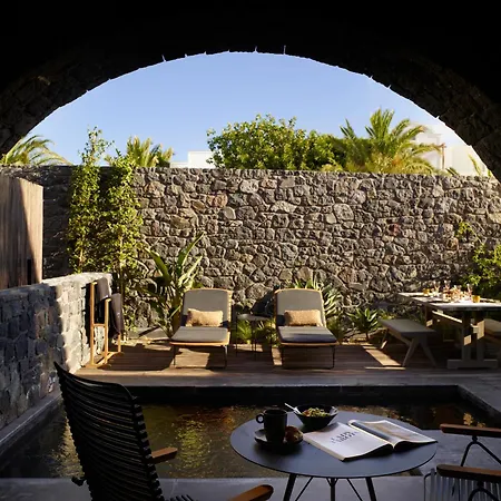 Radisson Blu Zaffron Resort, Santorini (adults Only)